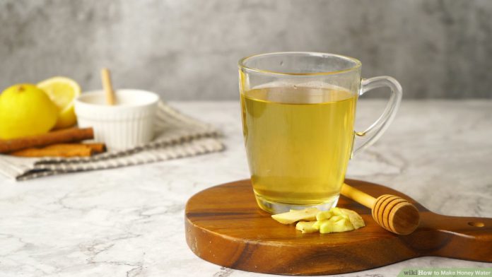 Top 4 Benefits of warm water, lemon and honey before bed