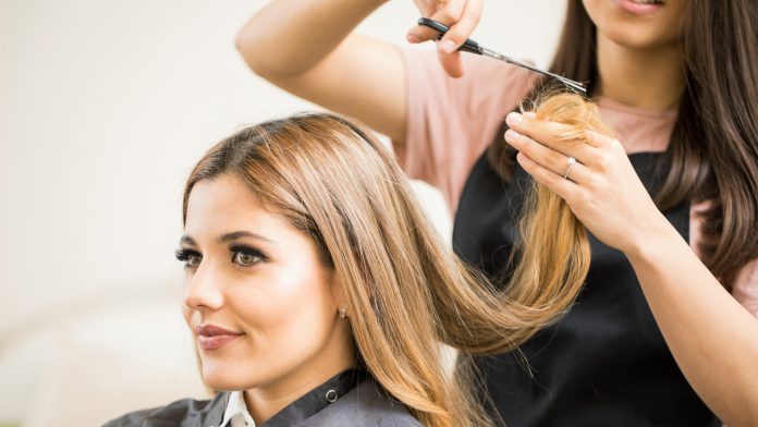Benefits of cutting hair : 7 things you should know before cutting your hair